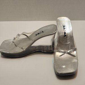 Naona silver, clear 4"wedge with cute silver bow